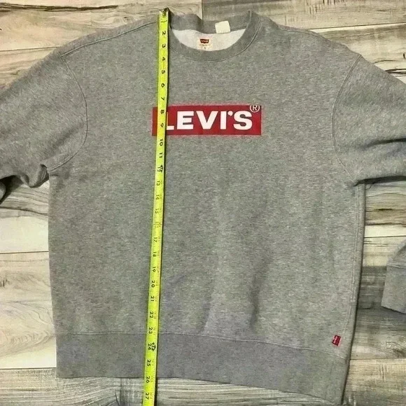 Levi’s Relaxed Crewneck gray sweater Size Small - Picture 3 of 5